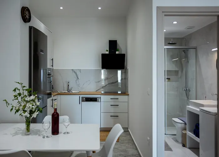 Ourania 1 Apartman *